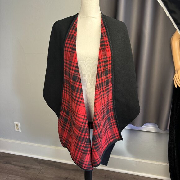 Fleece Red Black Buffalo Plaid Wrap Cape Blanket Poncho Reversible One Size Wmns - Picture 11 of 14
